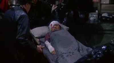 Come on, come on.
Hurry, hurry. Come on. - The World of Suzie Wong