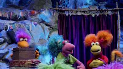 -Come on, come on.
-My name's Red. - Fraggle Rock: Back to the Rock
