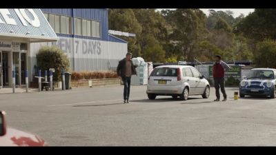 Come on, come on! Ya fuck. - Mr Inbetween