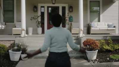 Come on, you coward. - Stranger Next Door