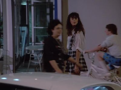 Come on, cutie. - Miami Vice