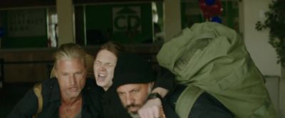 Come on, D.
We'’ve got you, mate. - Detective Knight: Independence