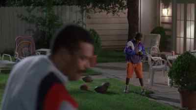 Come on, Dad. Throw it in here. - Little Giants