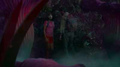 Come on, Diego...
Oh, whoa. - Dora and the Lost City of Gold