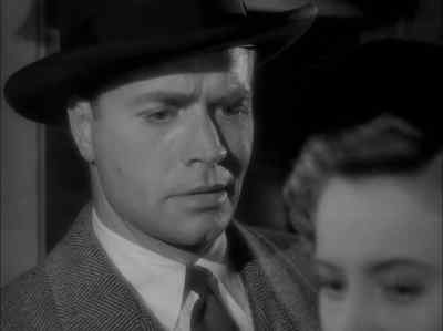 Come on, or do you want
me to miss the train? - No Man of Her Own