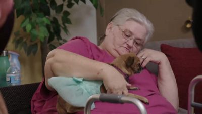 COME ON, DOG, LET’S GET OUR ARMS GOING. - 1000-lb Sisters
