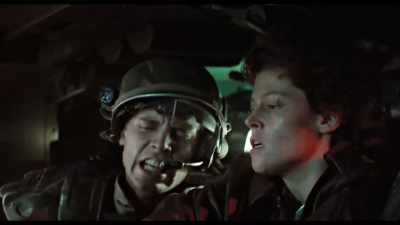Come on, ease down. - Aliens Expanded
