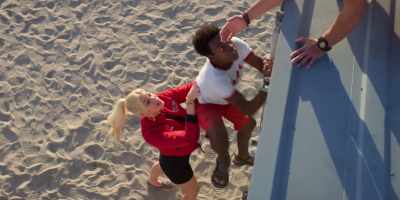 Come on, Eric! Let's go! Let's go!
You've got this! Come on! Let's move it! - Malibu Rescue: The Next Wave