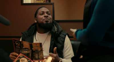 - Come on. Everybody
know your fine ass mama. - A Love Story from the Streets