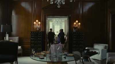 Come on. Find your places. Sit. - Succession