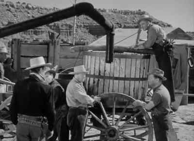 Come on, get a move on! - In Old Oklahoma
