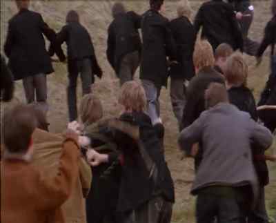 Come on, get outta here. - War of the Buttons