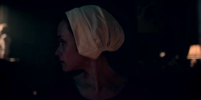 Come on, get up. - The Handmaid's Tale