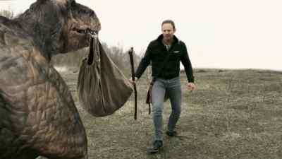 Come on. Give it back. Come on. Come on. - The Last Sharknado: It's About Time