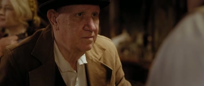 Come on, Henry,
when I say everybody, - Night of the Tommyknockers
