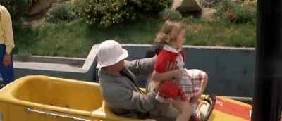 - Come on, here we go.
- Okay, captain. - 40 Pounds of Trouble