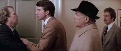 Come on.
He's not gonna shoot you. - Hopscotch