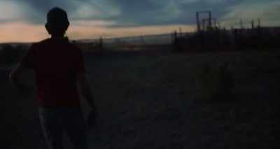 - Come on! Hey.
- (PETE WHINNIES) - Lean on Pete