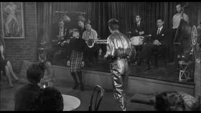Come on, honey. - Visit to a Small Planet