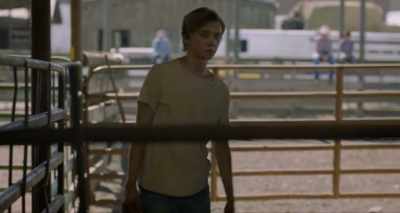 - Come on.
- (HORSE WHINNIES) - Lean on Pete