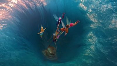 Come on, hurry! - Tinker Bell and the Pirate Fairy