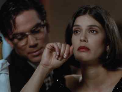 Come on.
I'll put you in a cab. - Lois & Clark: The New Adventures of Superman