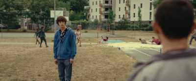 - Come on, I'm doing my best.
- (students laugh, chatter) - The Animal Kingdom