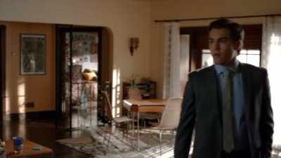 - 'Come on in.'
- 'Thank you.' - Famous in Love