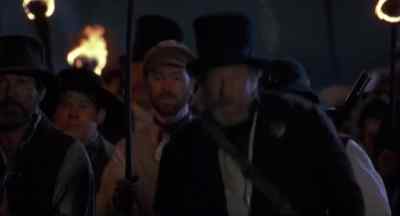 - Come on!
- It's the boy with that runaway slave! - The Adventures of Huck Finn