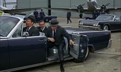 Come on, James. - Goldfinger