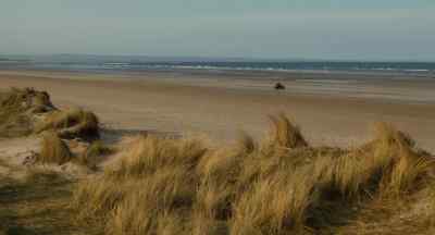 Come on, Jennie, let's go for a walk.
I've got something to say. - Chariots of Fire