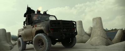Come on, Johnstone! Dive! - Hunter Killer