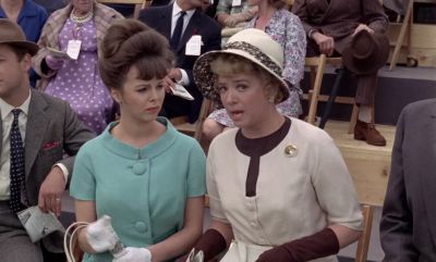 Come on Kathy we may be just in time to save your father - The Swingin' Maiden