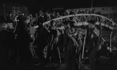Come on, lads. Well done. - Dunkirk