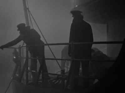 Come on, let‘s get this spar overboard - Action in the North Atlantic