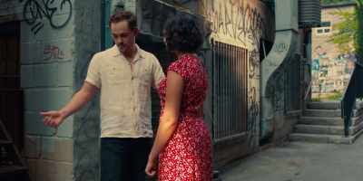 - Come on. Let's go in here.
- Okay. - The Broken Hearts Gallery