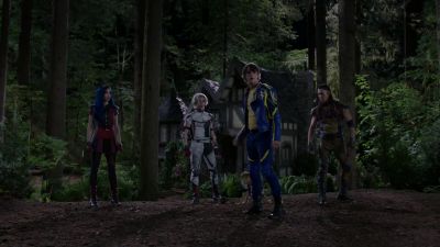 Come on. Let's go. - Descendants 3