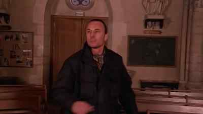 Come on, let's go. - Relic Hunter