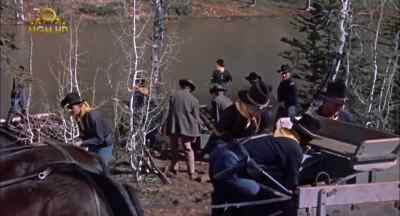 Come on, let's hurry it up. - Revolt at Fort Laramie