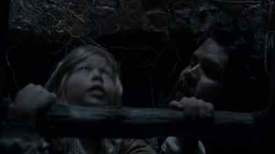 Come on, look away. - The Musketeers