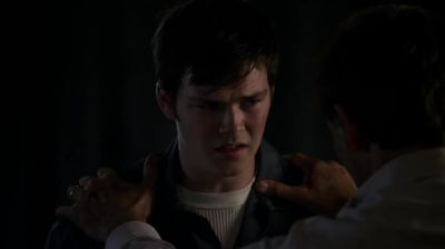 Come on, Lowell.
Open up. I'm taking you home. - Criminal Minds