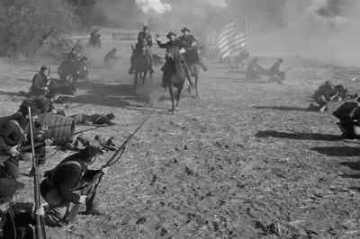 Come on, men! Follow them!
We've got them now. - The Red Badge of Courage