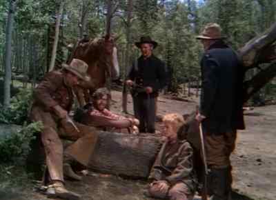 Come on, mount up. - The Naked Spur