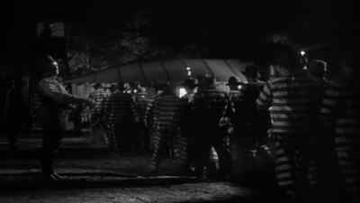 Come on, move on! - I Am a Fugitive from a Chain Gang