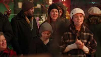 ♪ Come on now ♪
♪ Celebration ♪ - Rescuing Christmas