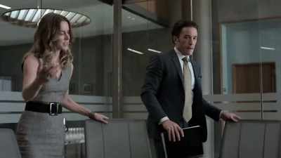 - Come on, now. It's not that bad.
- [Joy chuckles] - Marvel's Iron Fist