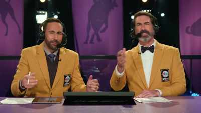 Come on, now, let's stop
all this silly chatter - 2022 American Rescue Dog Show