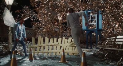 Come on. Over the fence. - Tooth Fairy
