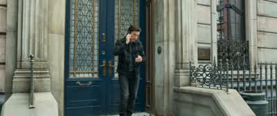 Come on, pick up, pick up. - Spider Man: No Way Home