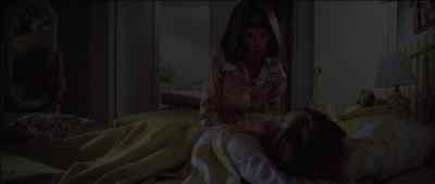 Come on, Pinky. Wake up. - 3 Women
